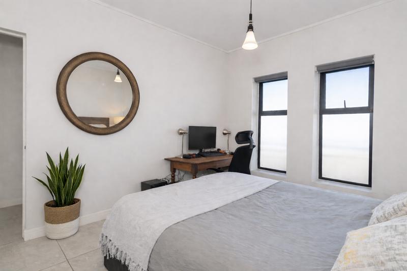 To Let 2 Bedroom Property for Rent in Paardevlei Western Cape